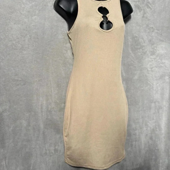 SHEIN Cut Out Cream Mini Dress Form Fitting Sleeveless Party Casual Sz Small - Picture 5 of 8